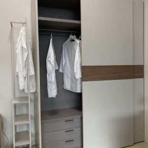 Kabykla Kalista metalinė 24 x 45 x H 210